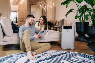 Sharp UA-HG50E-L - Lifestyle-Foto